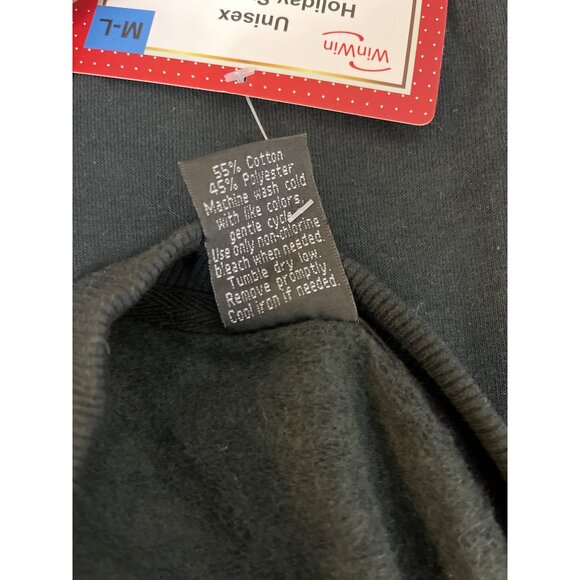 WinWin Unisex Black Christmas Sweater Sz M L - NWT - Picture 8 of 9